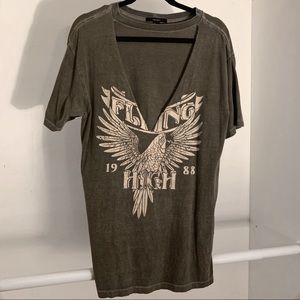 Forever 21 Graphic V-Cut Tee